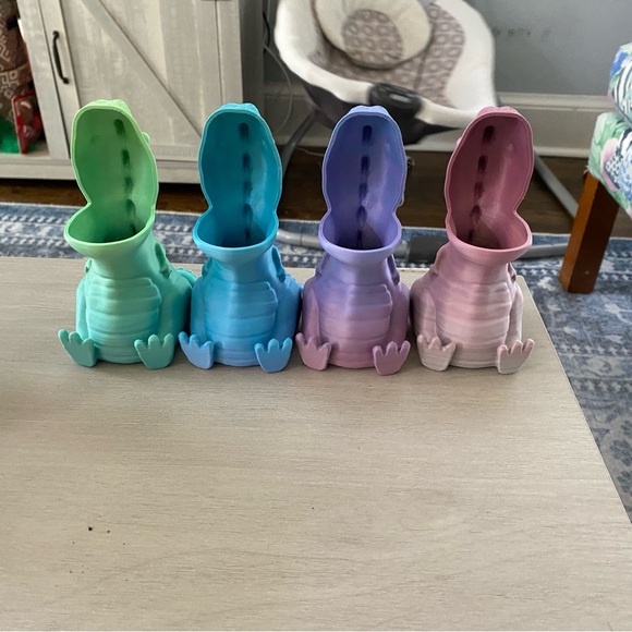 Dino T. Rex pen holder - Picture 2 of 5